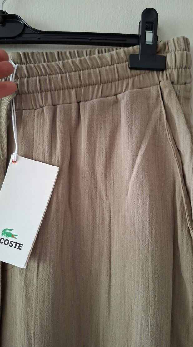 Lacoste Bej Düz Kesim Rahat Pantolon — görsel 3/5