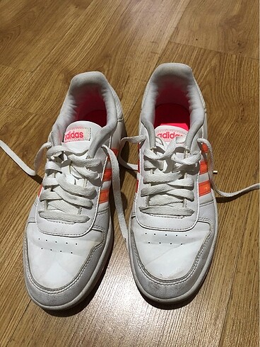 Adidas ayakkabı