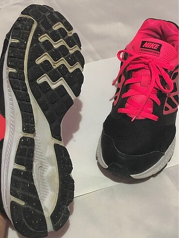 37,5 Beden siyah Renk nike koşu ayakkabısı