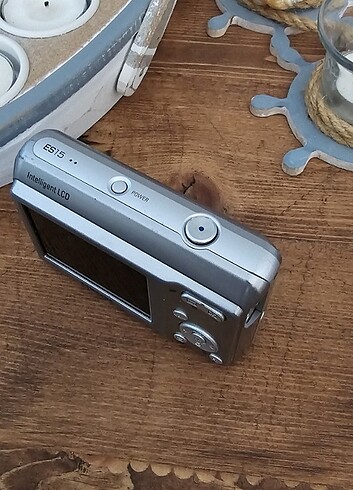 Samsung ES15 Dijital Fotoğraf Makinesi. Cihaz durumunu bilmiyor