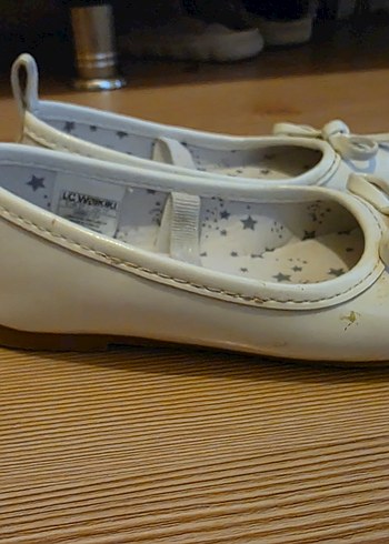 Kız Çocuk Beyaz Tokalı Babet Ayakkabı - Görsel 3