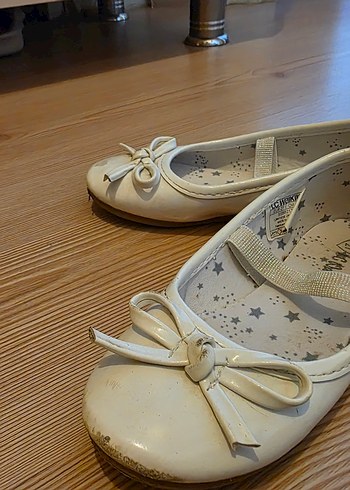 Kız Çocuk Beyaz Tokalı Babet Ayakkabı - Görsel 4