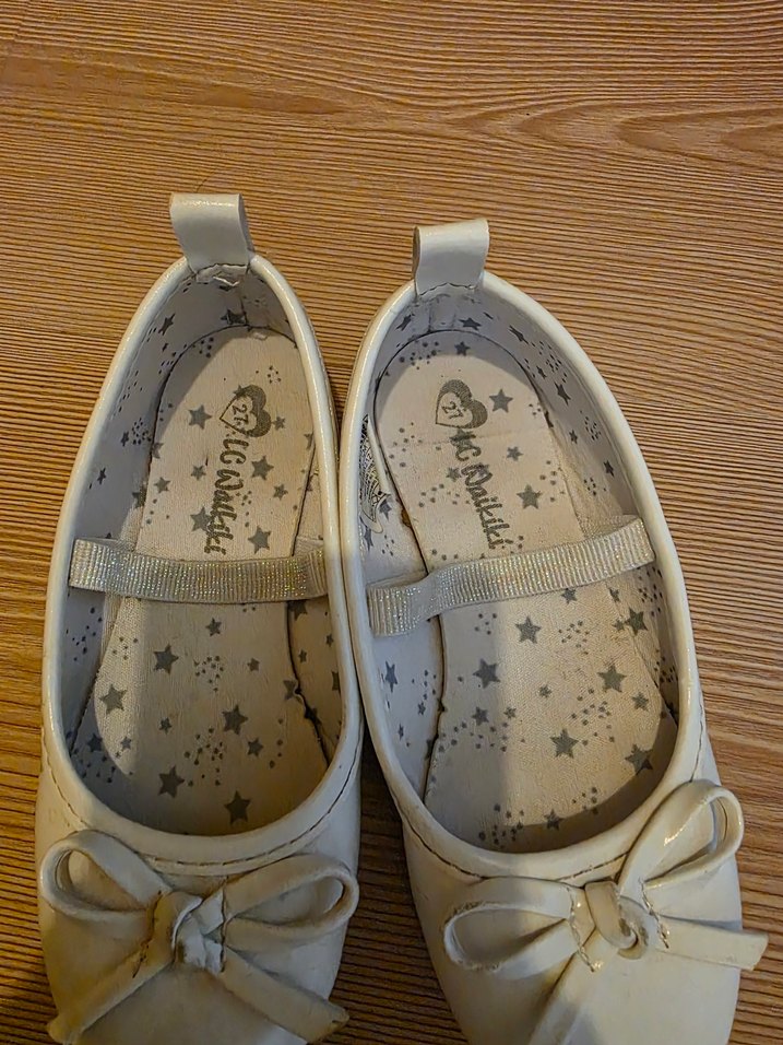 Kız Çocuk Beyaz Tokalı Babet Ayakkabı - Görsel 2