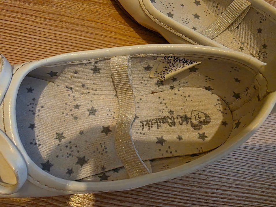 Kız Çocuk Beyaz Tokalı Babet Ayakkabı - Görsel 5