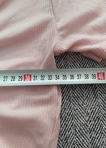 Pembe V Yaka Kısa Kollu Büzgülü Kız Tişörtü - Görsel 6