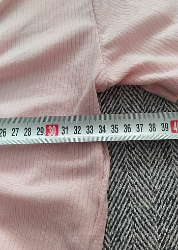 Pembe V Yaka Kısa Kollu Büzgülü Kız Tişörtü - Görsel 5