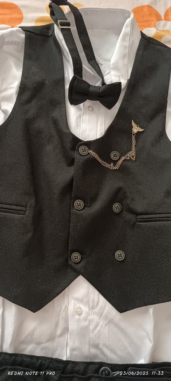 Diger Erkek Çocuk Siyah Düğmeli Yelek Takım - Görsel 2