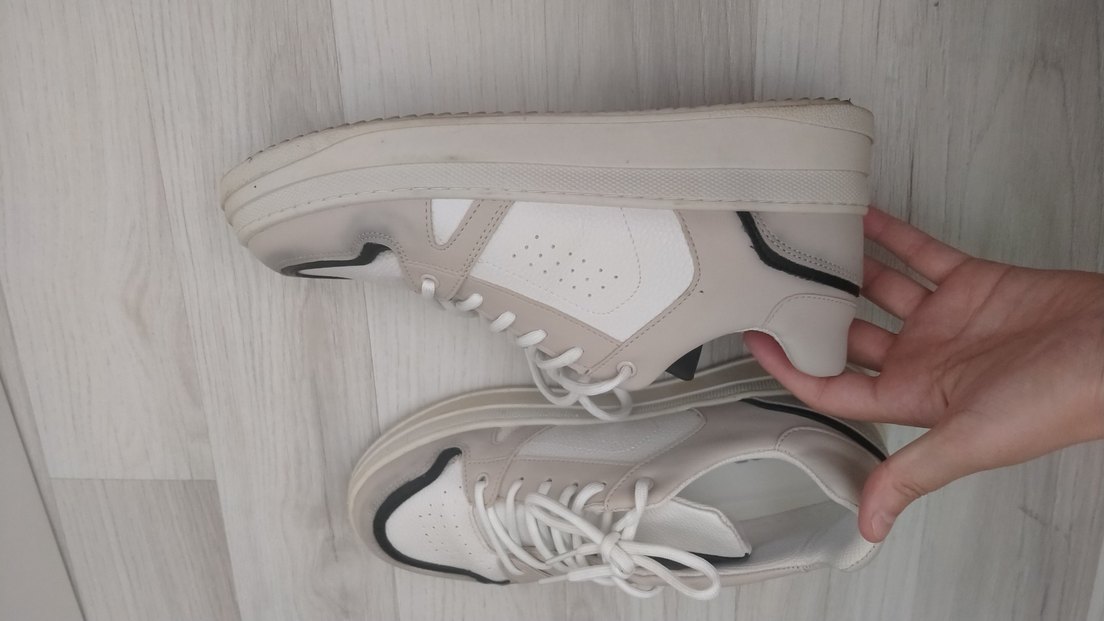 Derimod Beyaz Bağcıklı Spor Ayakkabı - Görsel 4