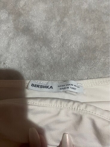 Bershka Straplez Crop