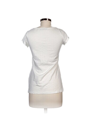 s Beden LC Waikiki T-shirt %70 İndirimli.