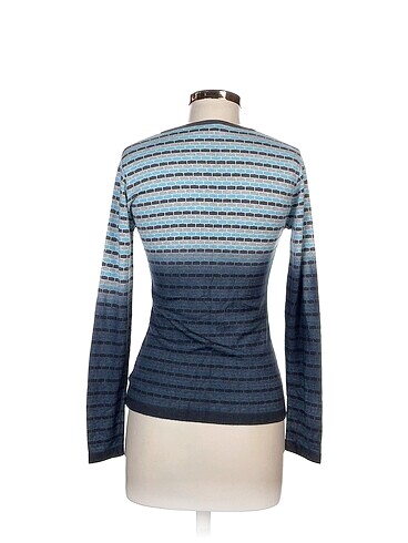 l Beden Lacoste Bluz %70 İndirimli.