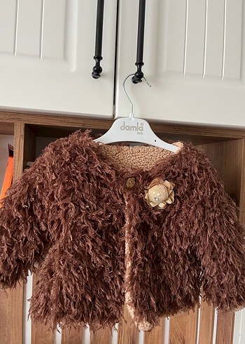 Kız Çocuk Kahverengi Kürk Detaylı Hırka - Görsel 2