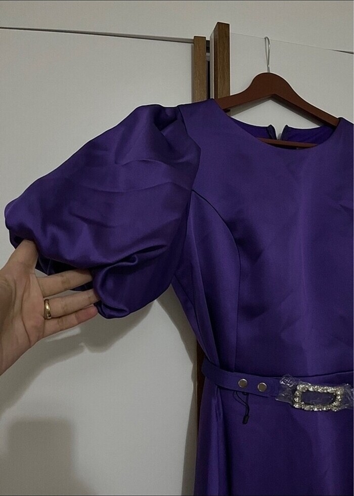 Saten elbıse - Görsel 2