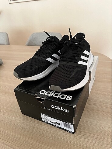 38,5 Beden Orijinal Adidas Runfalcon Kadın Sneaker