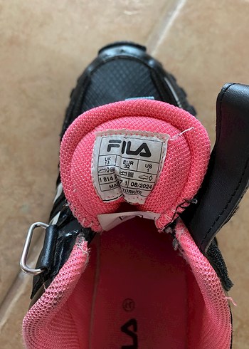 Fila  32