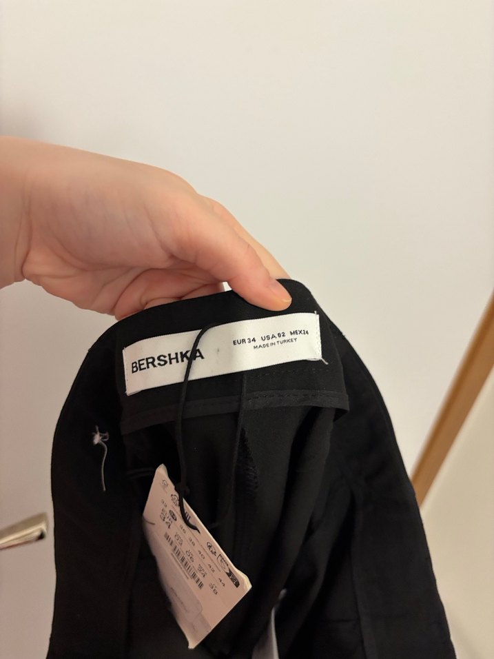 Bershka Siyah Pantolon - Görsel 5
