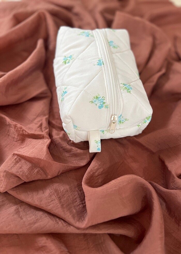 Makyaj çantası - Görsel 2