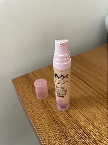 NYX Nyx bare with me concealer serum