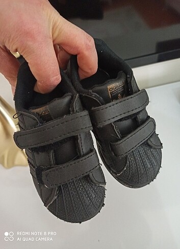 Çocuk Adidas ayakkabı 