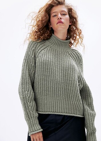 H&M yeşil kazak