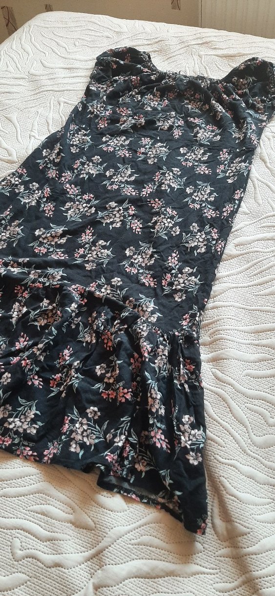 Çiçek Desenli Straplez Elbisesi - Görsel 2