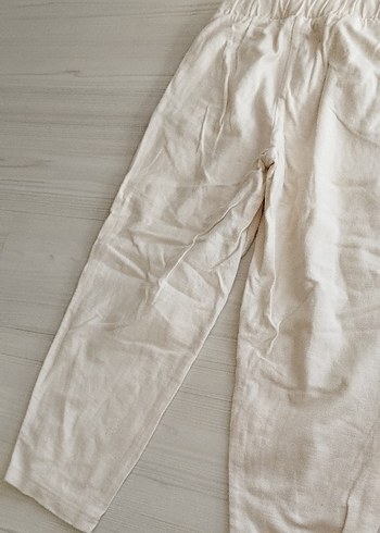 Nakışlı Bej Bebek Önlüğü - Görsel 3