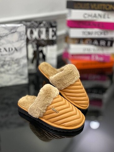 39 Beden siyah Renk YSL TERLİK SIFIR TÜYLÜ