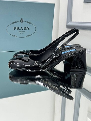 Prada Prada topuklu sıfır ithal