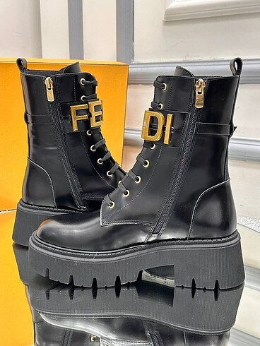 39 Beden siyah Renk Fendi bot sıfır ithal