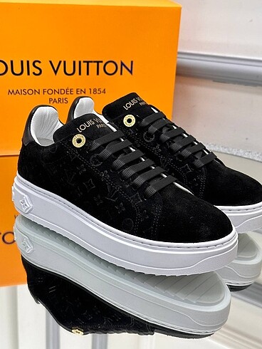 38 Beden Louis vuitton ithal spor ayakkabı sıfır