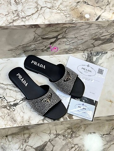 Prada taşlı terlik sıfır