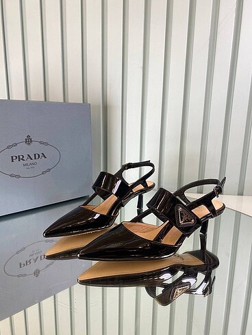 Prada topuklu ayakkabı ithal sıfır