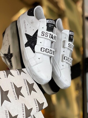 Golden Goose Deluxe Golden goose spor ayakkabı sıfır