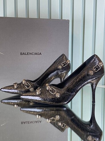 38 Beden siyah Renk Balenciaga topuklu ayakkabı sıfır ithal cagole