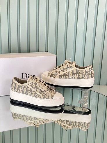 39 Beden İthal dior sneaker spor ayakkabı sıfır ithal