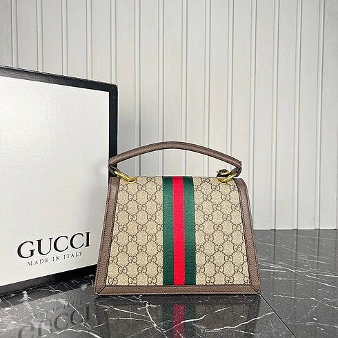 Beden siyah Renk Gucci çanta ithal sıfır