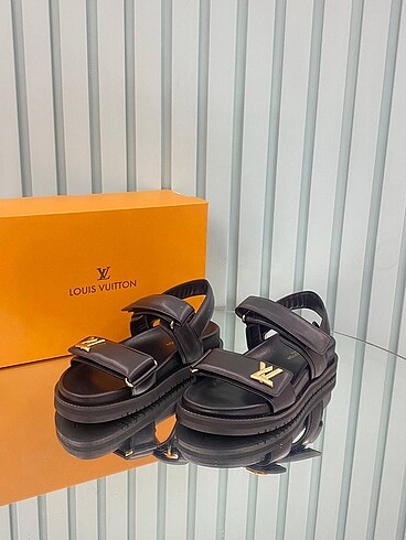Louis vuitton sandalet sıfır ithal