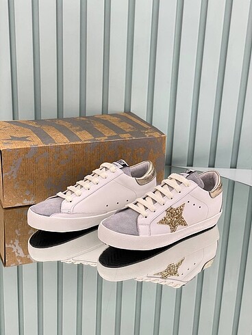 38 Beden siyah Renk Golden Goose Spor ayakkabı sıfır