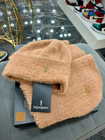  Beden siyah Renk ysl şapka bere atkı sıfır saint laurent