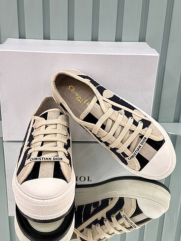 38 Beden siyah Renk Christian dior spor ayakkabı sneaker