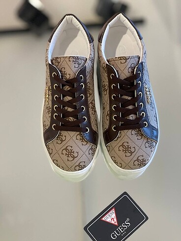 Guess Guess spor ayakkabı sıfır