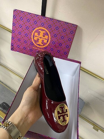 39 Beden Tory Burch Babet sıfır