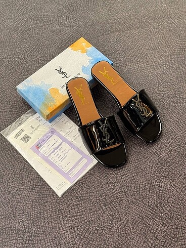 40 Beden YSL yves saint laurent terlik sıfır