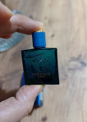 Versace Eros Erkek Parfümü 5 ml delux boy - Görsel 3