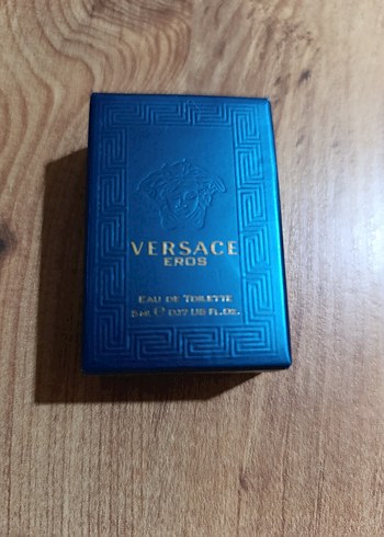 Versace Eros Erkek Parfümü 5 ml delux boy - Görsel 2