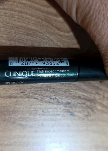 Clinique Siyah Maskara delux boy - Görsel 2