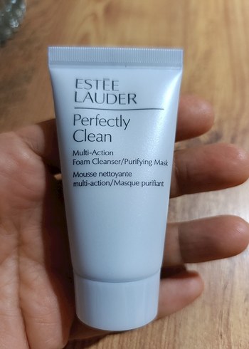 Estée Lauder Perfectly Clean Köpük Temizleyici - Görsel 3