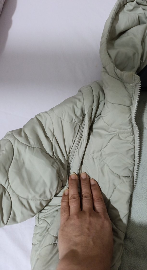 Kapüşonlu bej Mont çocuk - Görsel 4