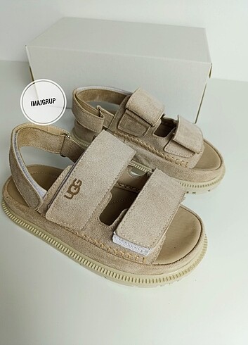 38 Beden ten rengi Renk UGG goldenGlow yeni sezon modelimiz şimdi stoklarda ithal üründü