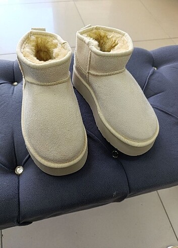 38 Beden ten rengi Renk ugg platform süet materyal tam kalıptir yeni sıfır ürün kutusuz